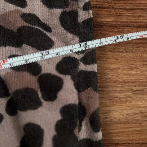 Crop top sweater - Picture 3 of 9